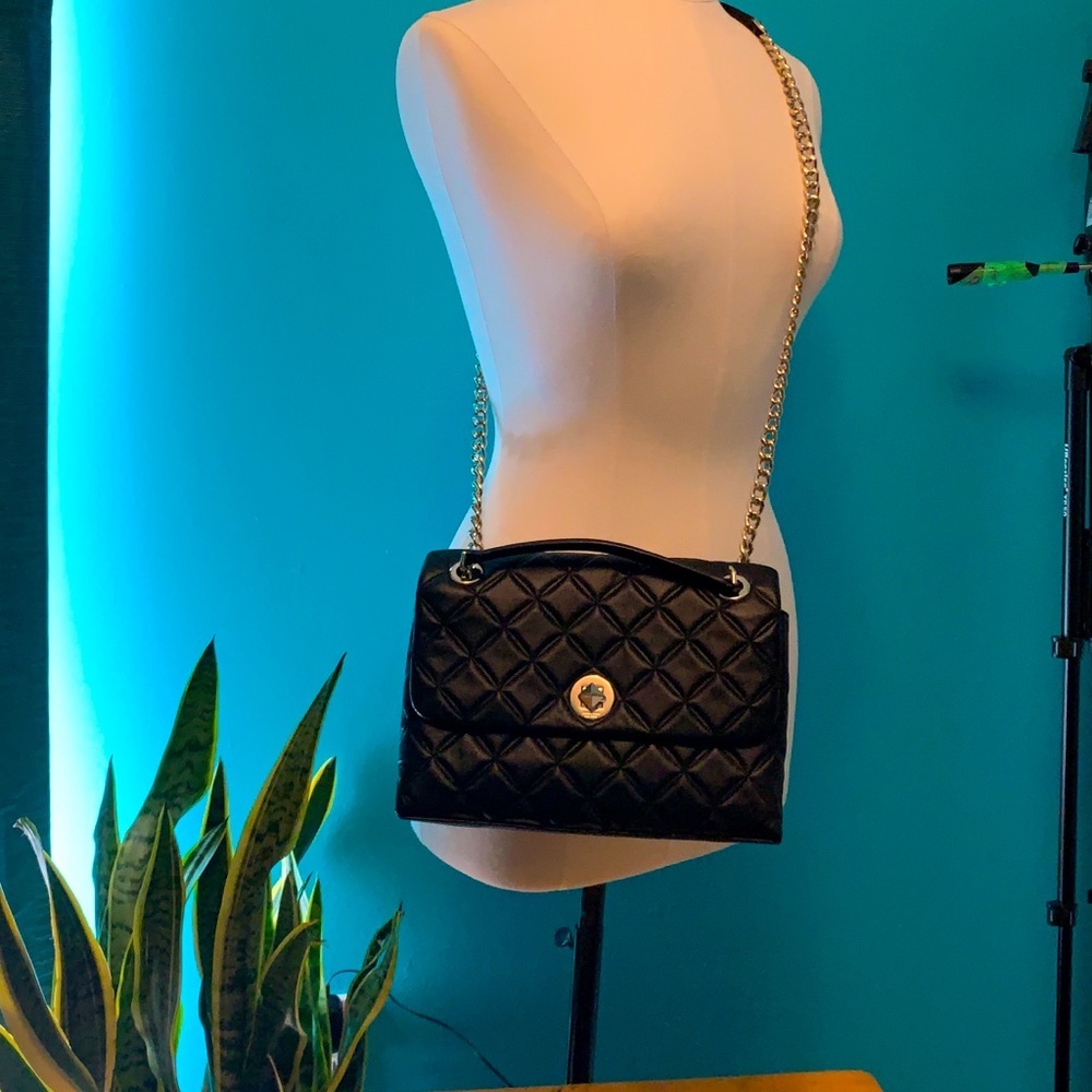 BNWT LARGE KATE SPADE CROSSBODY /SHOULDER BAG QUILTED
